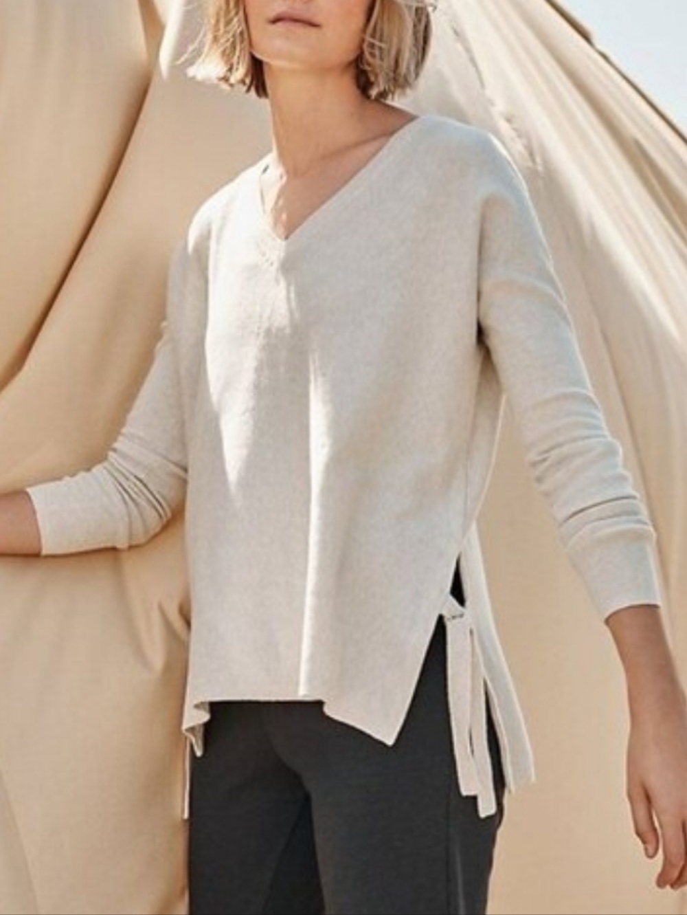 Garnet Hill Organic Cotton Boxy Minimalist Old Money Cream V-Neck Knit Sweater